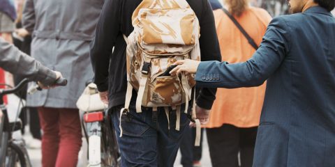 Geef oplichters geen kans tijdens de vakantie!