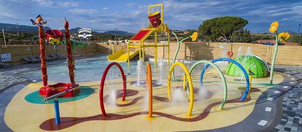 Water fun for children at Campsite Village Baia Blu La Tortuga