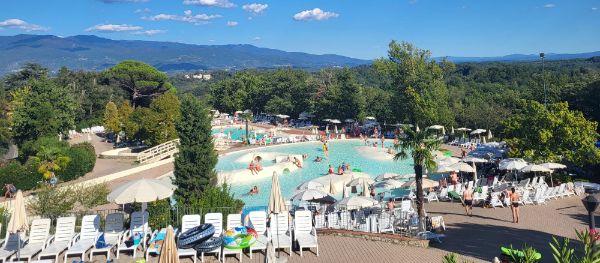 Camping Norcenni Girasole