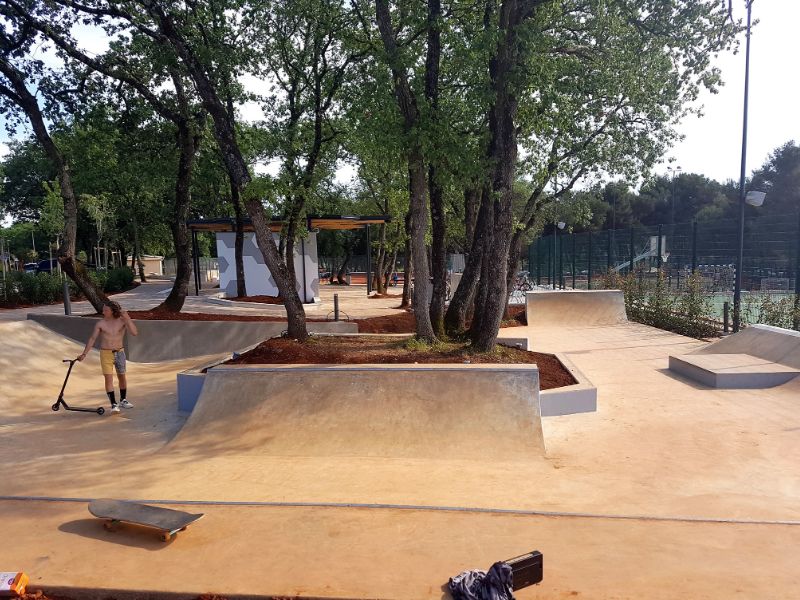 Camping Lanterna skatepark