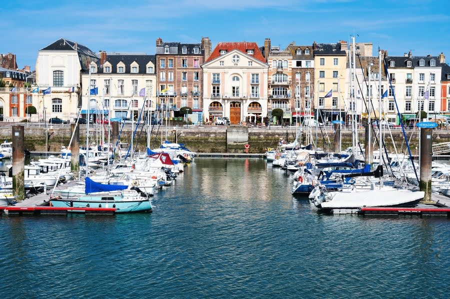 boten in de haven van Honfleur