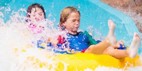 Plons! Vijf leuke waterparken in Toscane