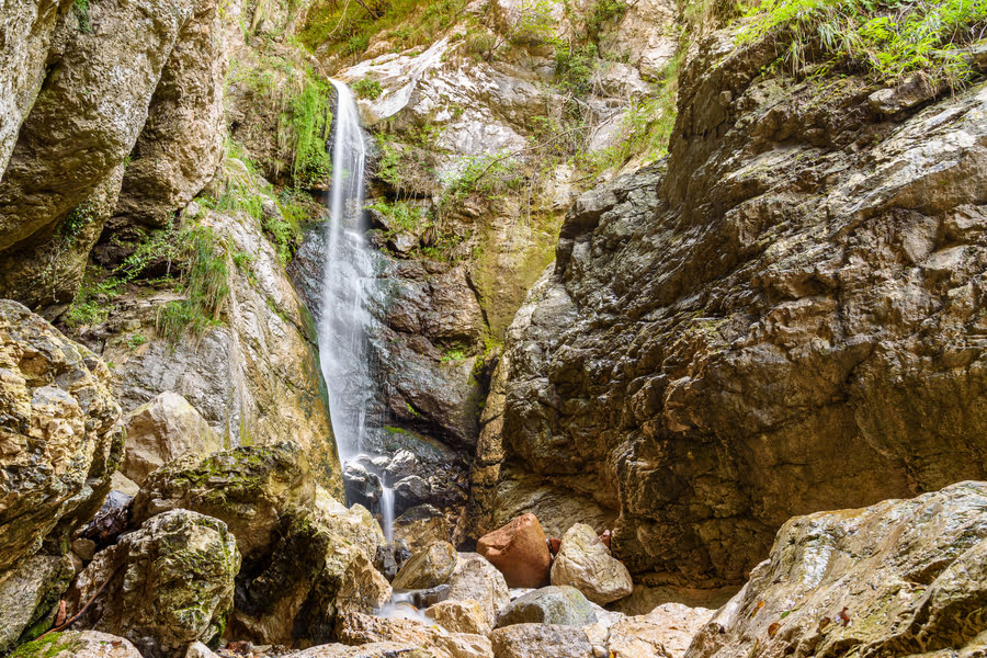 De waterval Cascata del Trallo