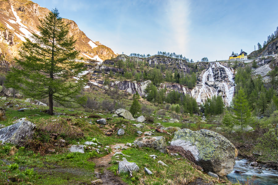 De waterval Cascata del Toce (La Frua)