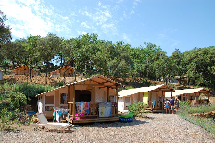 de mooie omgeving van La Roque-sur-Cèze