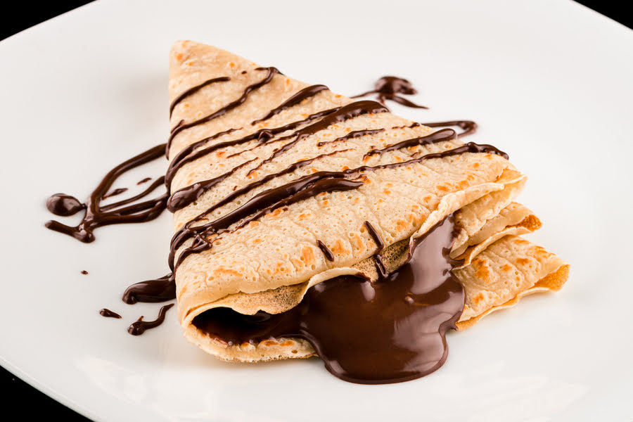 crêpes met chocoladesaus