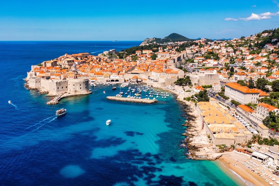 uitzicht op het middeleeuwse centrum van Dubrovnik